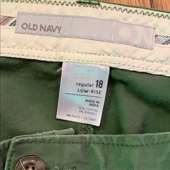 Chinos - Picture 2 of 5